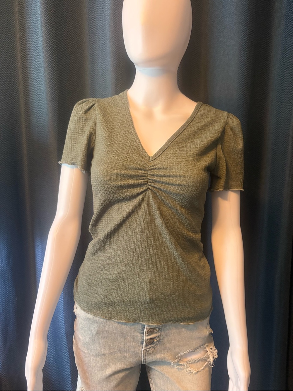 Olivia Rae Olive Green V-Neck Ruched Short Sleeve Top